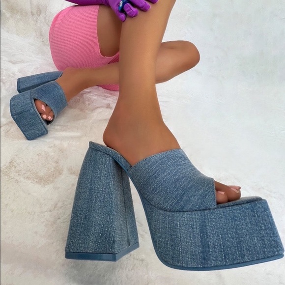 Limited Edition Daisy Duke Mules Denim - Picture 3 of 7